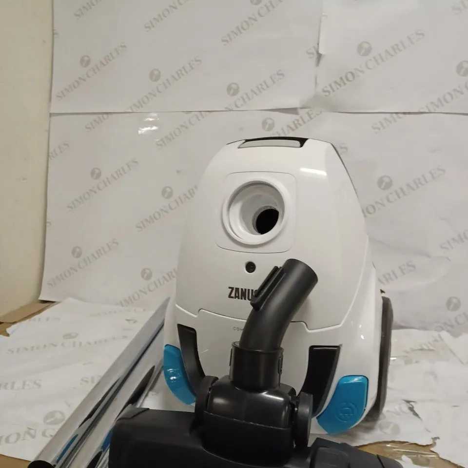 ZANUSSI BAGGED CYLINDER VACUUM CLEANER