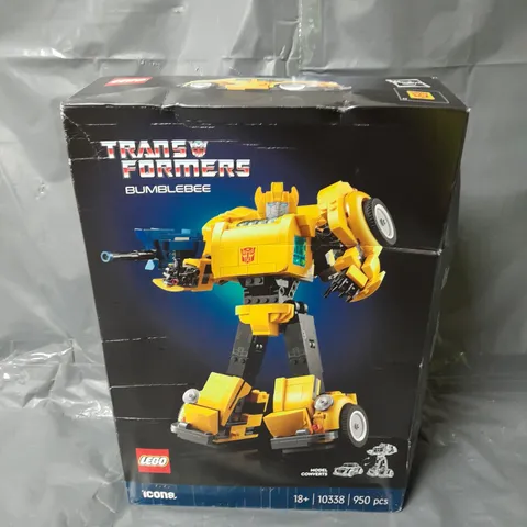 BOXED LEGO TRANSFORMERS BUMBLEBEE SET - 10338