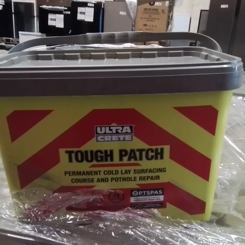 PALLET OF ULTRACRETE TOUGH PATCH POTHOLES REPAIR APPROXIMATELY 26 CASES //EXPIRY DATE 18.05.25 26KG PER CASE