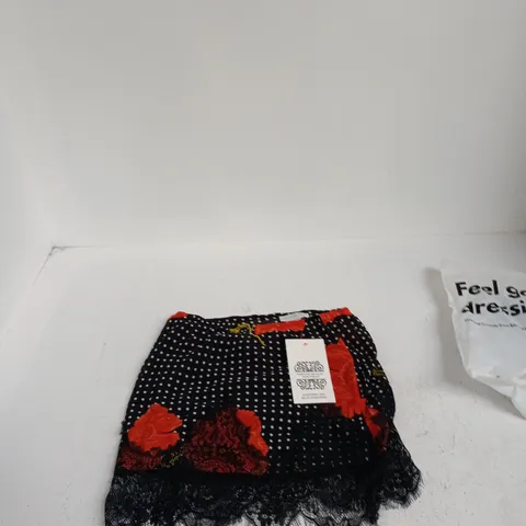 NEVER FULLY DRESSED SKIRT– BLACK POLKA DOT WITH RED FLORAL LACE TRIM, UK 10
