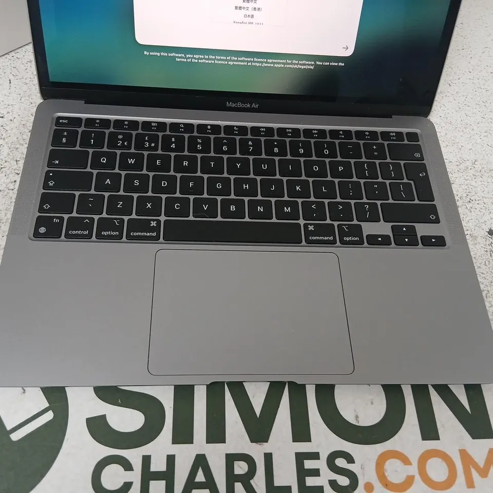 APPLE MACBOOK AIR 13-INCH (M1) 8GB RAM 256GB SSD