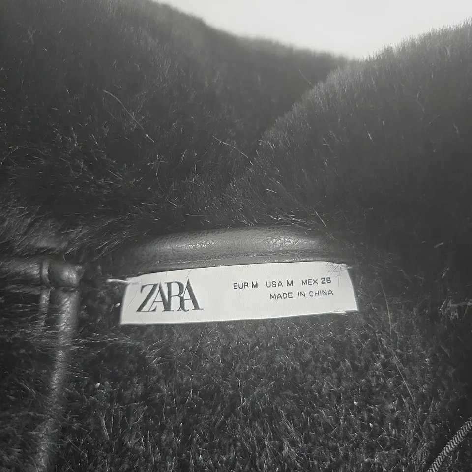 ZARA BLACK FAUX FUR COAT – EU/US SIZE M