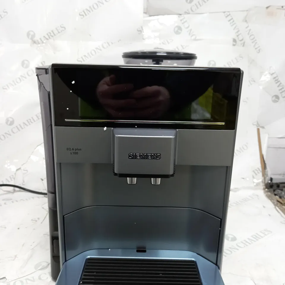 BOXED SIEMENS EQ6 BEAN TO CUP COFFEE MAKER  RRP £999