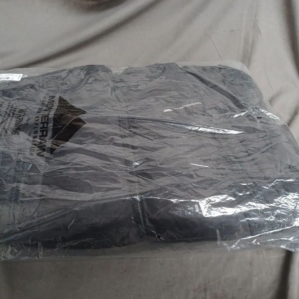 BAGGED MONTERRAIN 2.0 PUFFER JACKET - SIZE XL