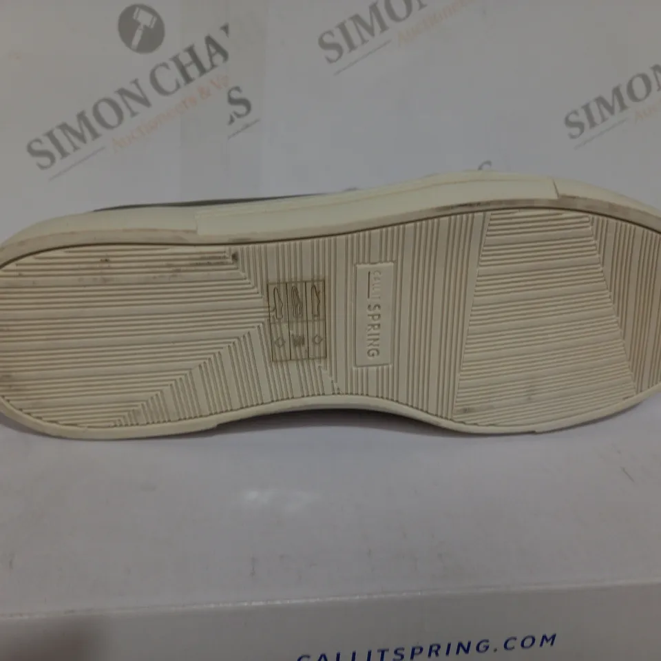 BOXED NORTHELLE CALL IT SPRING GREY SLIP ON SHOES - SIZE 6.5