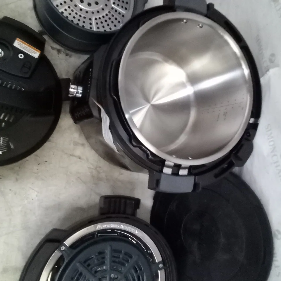 BOXED INSTANT POT PRO CRISP + AIR FRYER 
