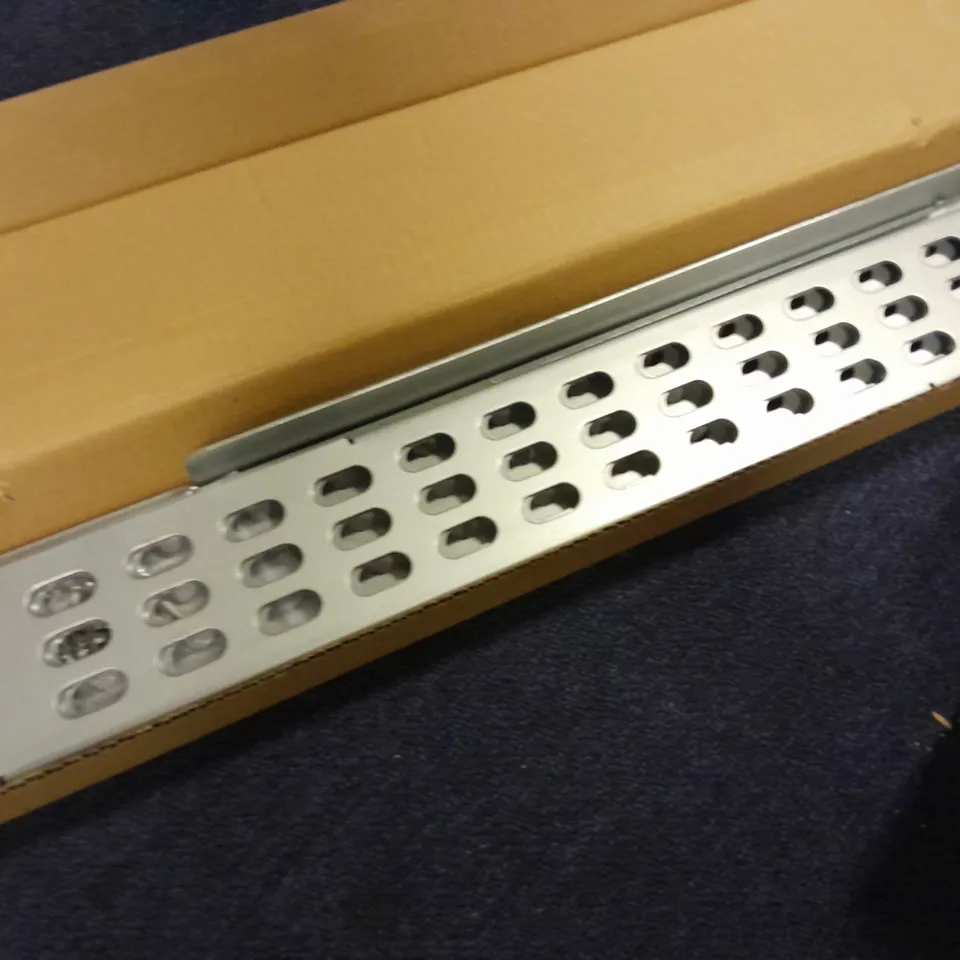 BOXED APC SMART UPS X-SERIES 120 VDC EXTERNAL BATTERY