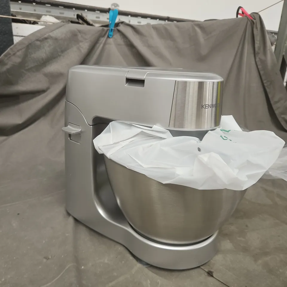 KENWOOD STAND MIXER - SILVER