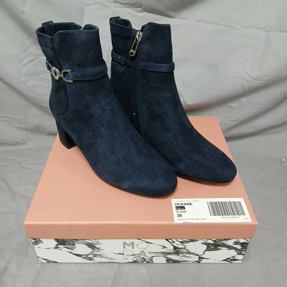 OCEANE NAVY SUEDE LOW BLOCK HEEL ANKLE BOOT – UK 5