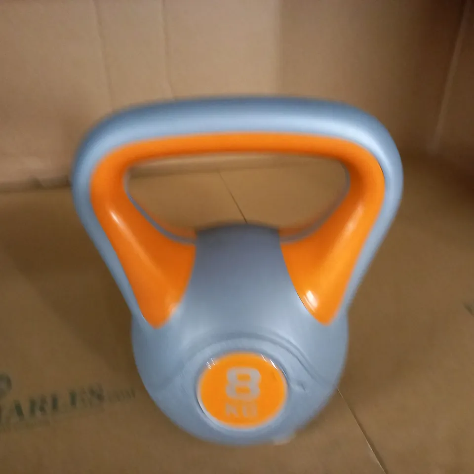 8KG VINYL KETTLEBELL