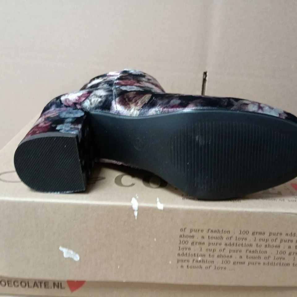 BOXED PAIR OF SHOECOLATE FLORAL PRINT ANKLE BOOTS – SIZE 36