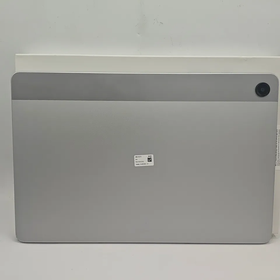 BOXED SAMSUNG GALAXY TAB A9+ 4/64GB IN SILVER - SM-X210