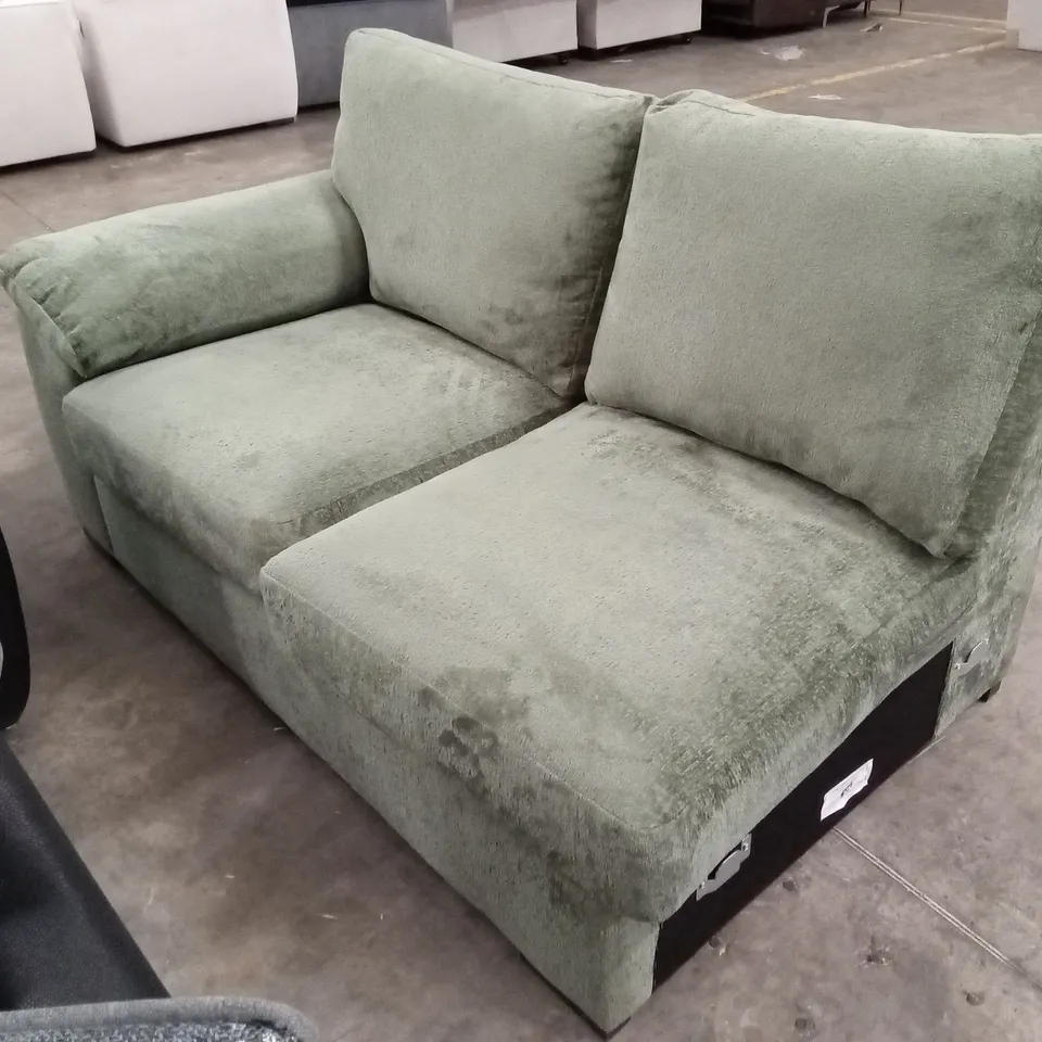 5 x ASSORTED DESIGNER SOFA PARTS AND PIECES