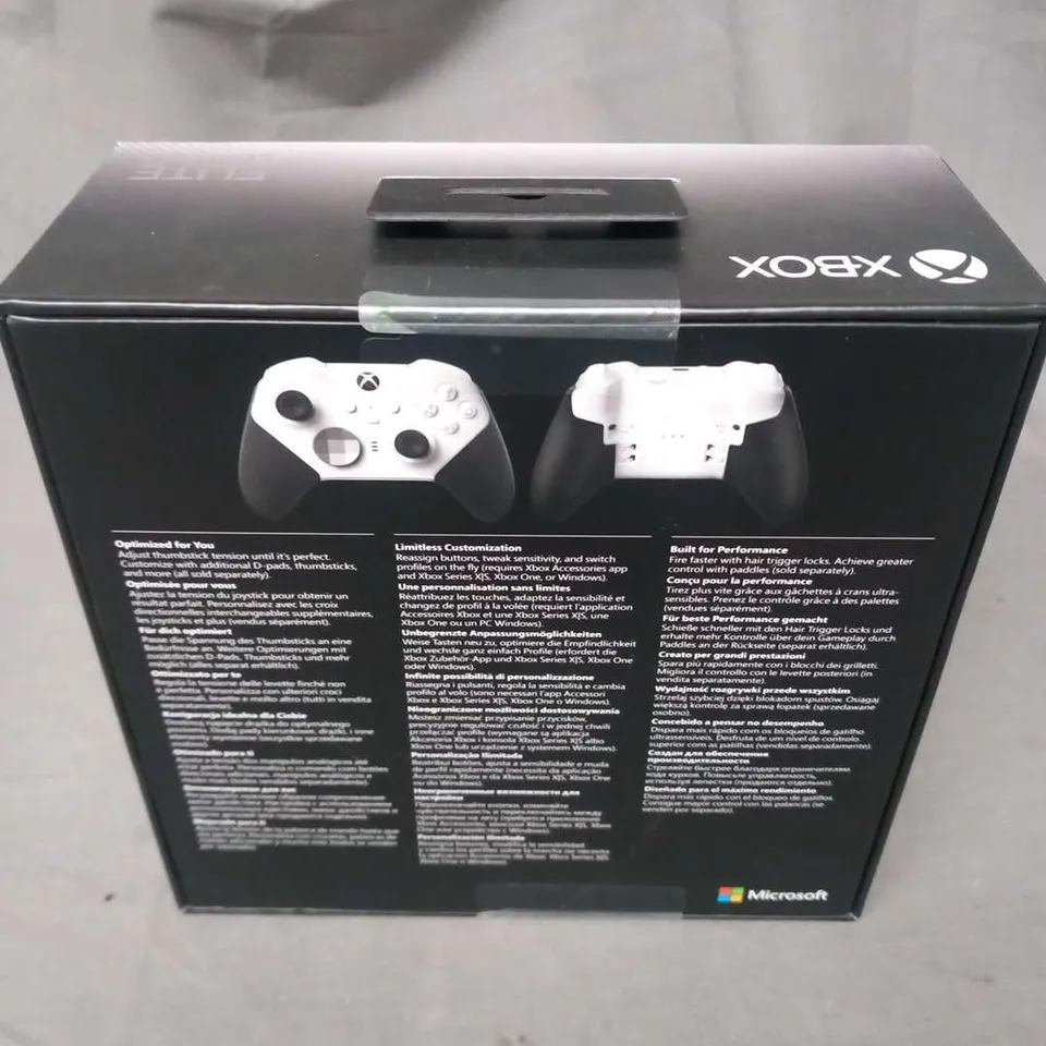 BOXED XBOX ELITE SERIES 2 CORE CONTROLLER