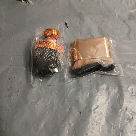 APPROXIMATELY 20 SELF-TANNING/MAKEUP BODY BRUSHES