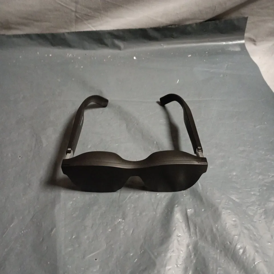BOXED NREAL AIR GLASSES BLACK