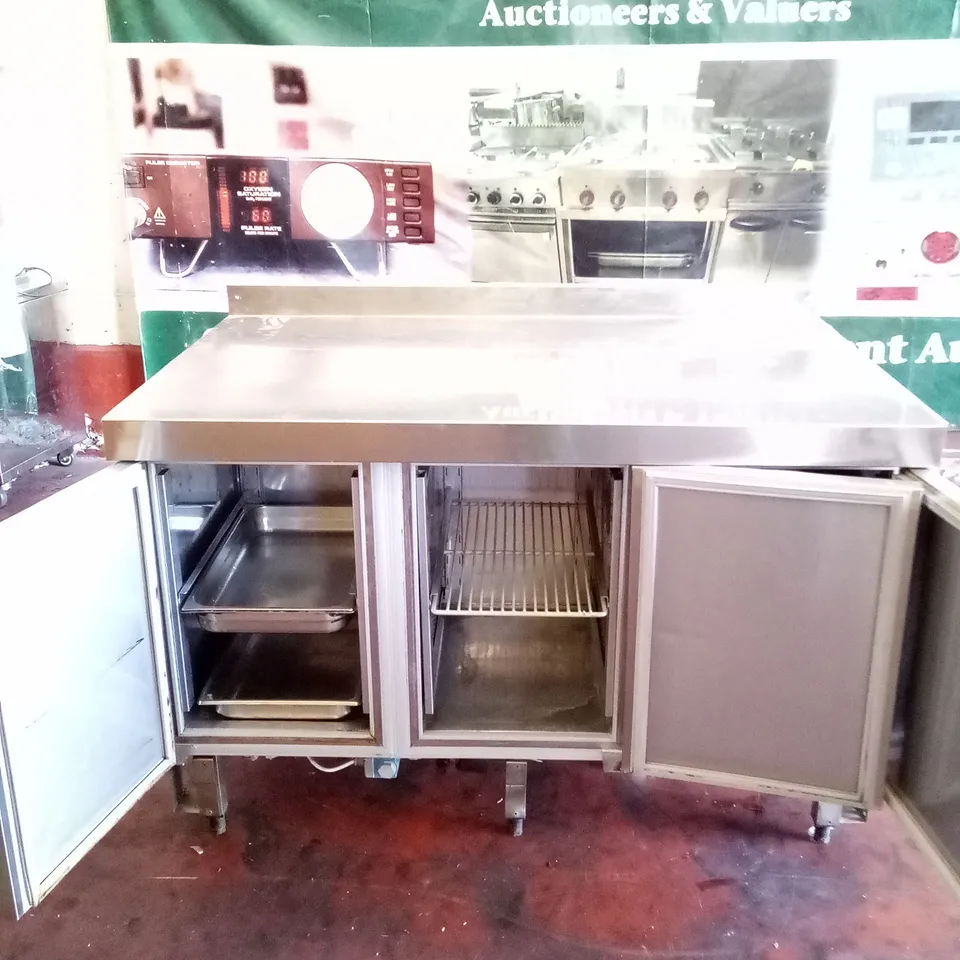 FOOD PREP STATION WITH UNDERCOUNTER FRIDGES R448A