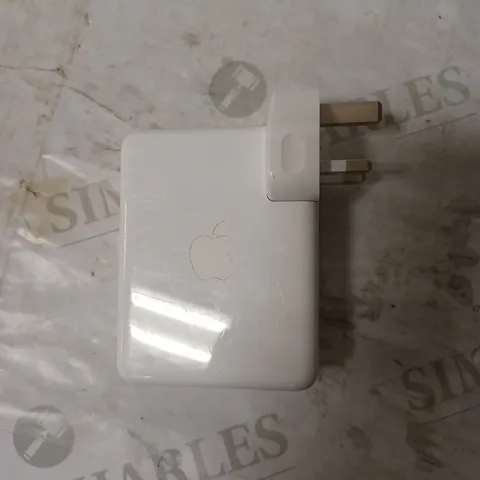 APPLE 140W USB-C POWER ADAPTER