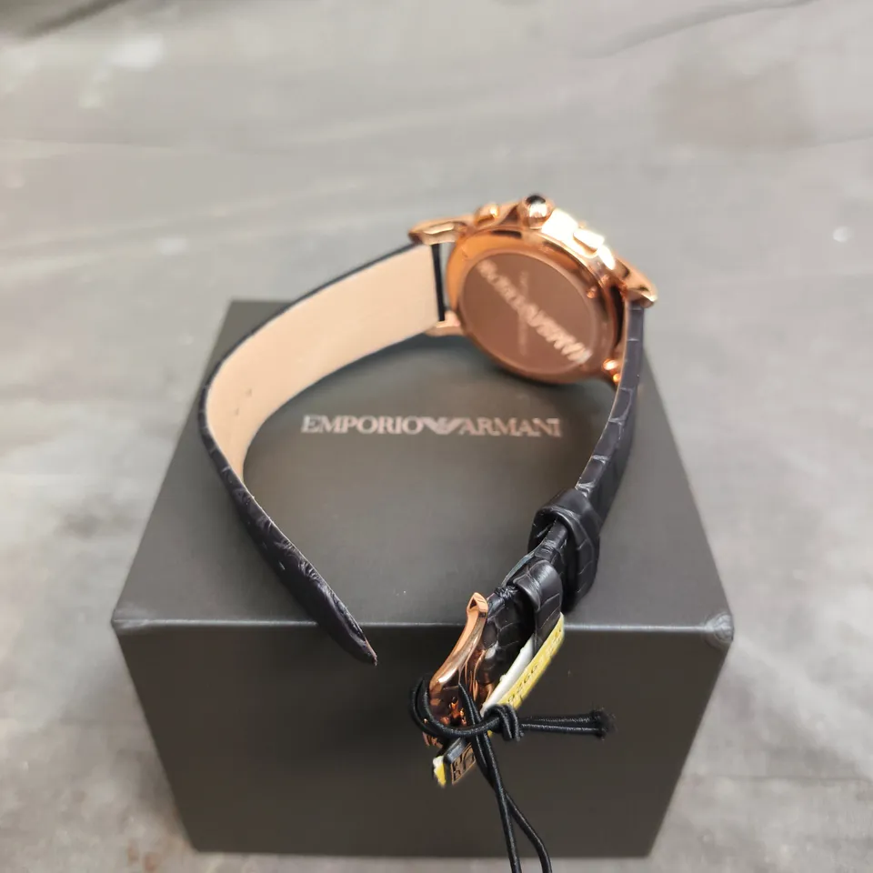 EMPORIO ARMANI CHRONOGRAPH WRISTWATCH – ROSE GOLD-TONE CASE, BLACK DIAL, BLACK LEATHER STRAP 