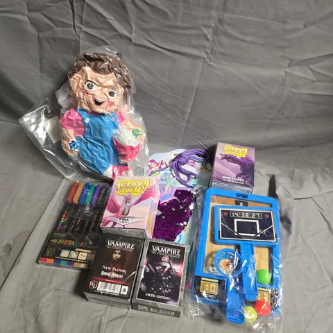 APPROXIMATELY 5 ASSORTED TOYS AND GAMES TO INCLUDE MS RACHEL PLUSHIE, PENS AND VAMPIRE CARD GAMES