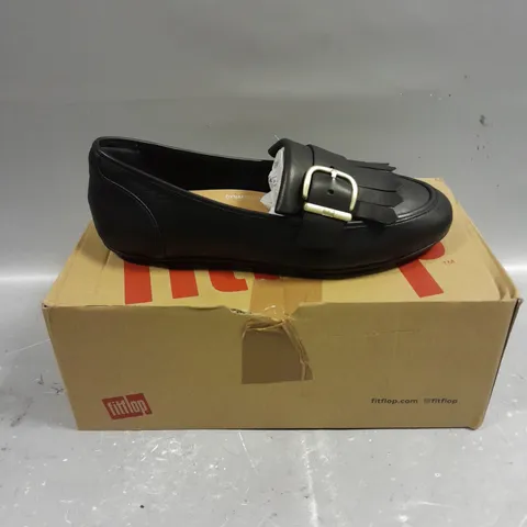 BOXED PAIR OF FITFLOP ALLEGRO FRINGE BUCKLED LEATHER LOAFERS - 5 