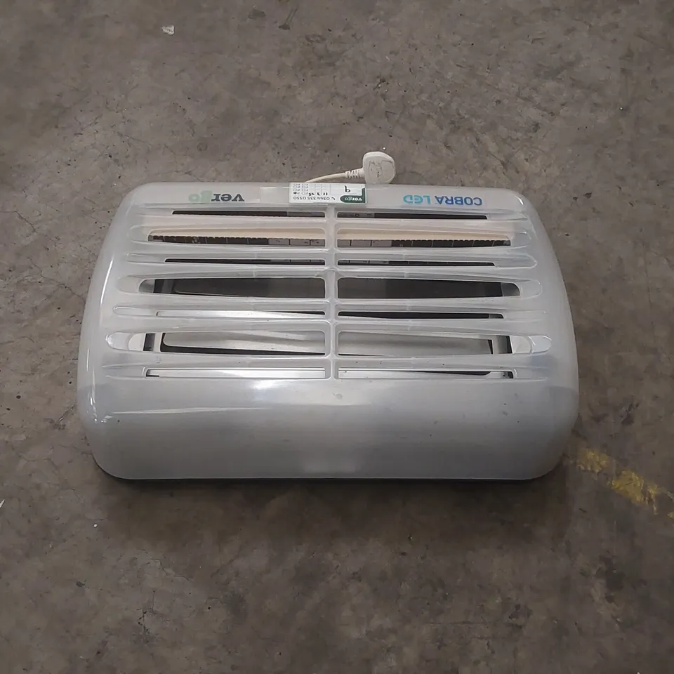 COBRA LED COMMERCIAL ELECTRIC FLY KILLER