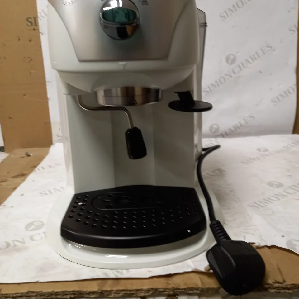 DE'LONGHI TRADITIONAL PUMP ESPRESSO & CAPPUCCINO COFFEE MACHINE