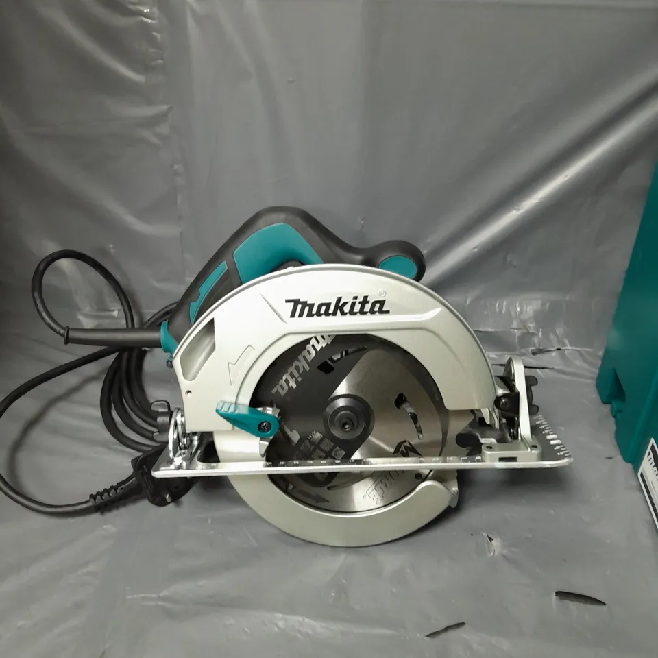 MAKITA 190MM CIRCULAR SAW, 1,200W MOTOR WITH BLADE & CARRY CASE RRP £139.99