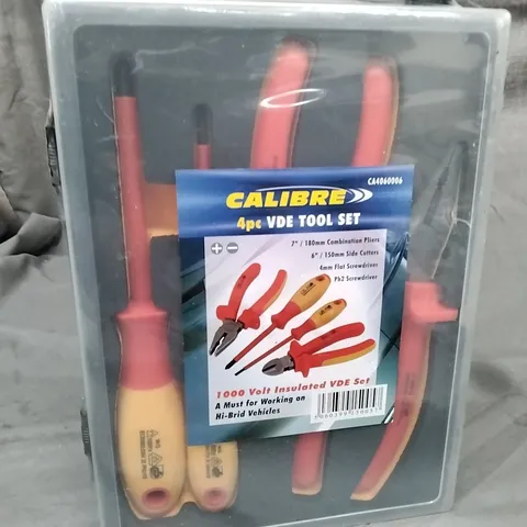 SEALED CALIBRE 4PC VDE TOOL SET 