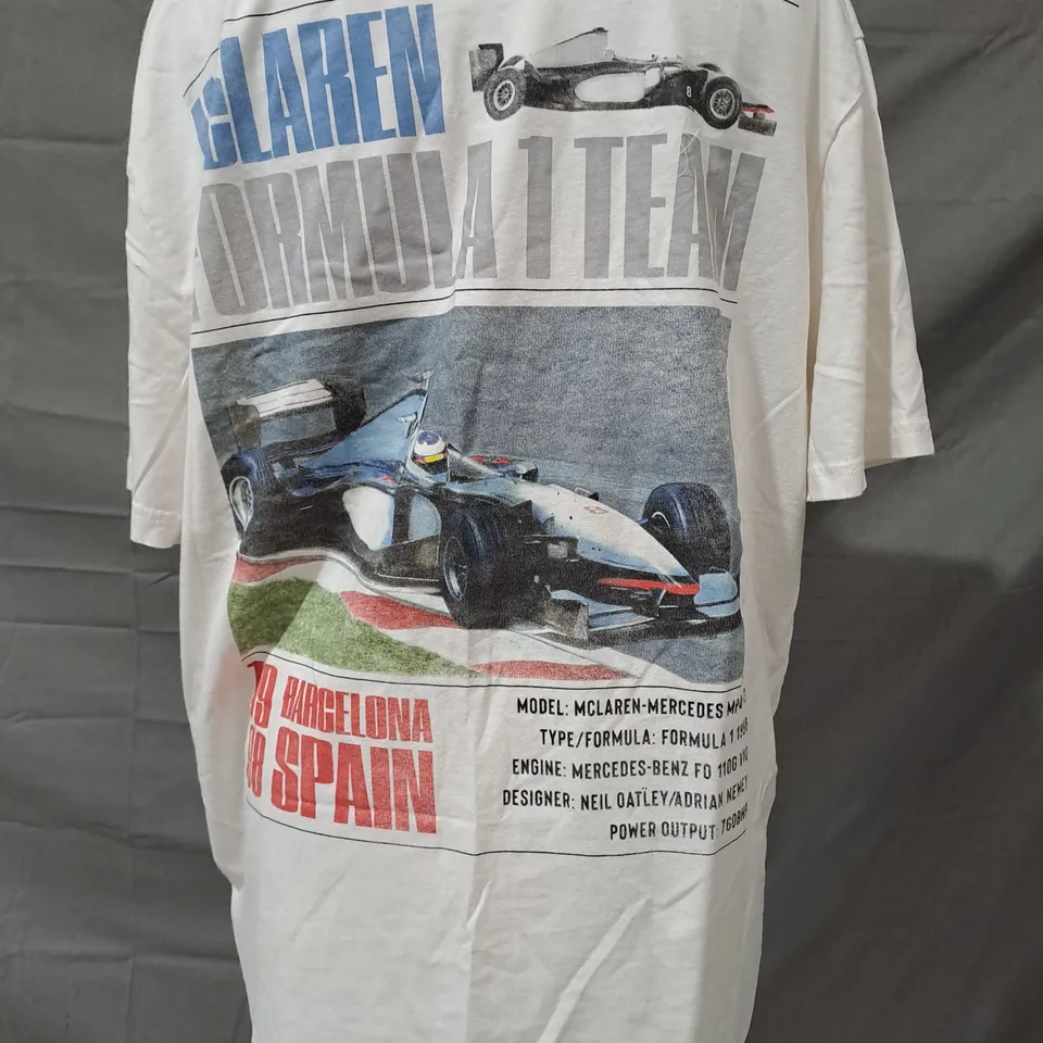 HOLLISTER MCLAREN FORMULA 1 1998 BARCELONIA SPAIN T-SHIRT IN OFF-WHITE SIZE LARGE