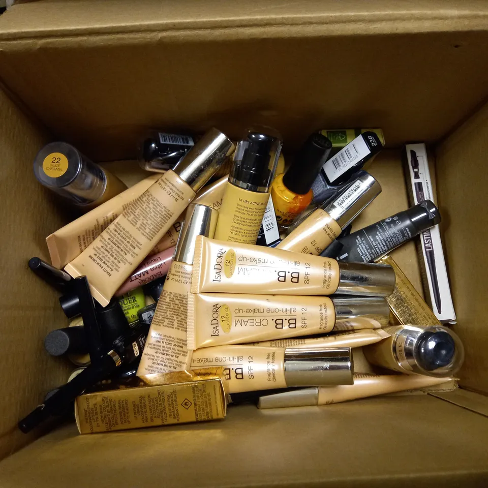 LOT OF APPROX 20 TO INCLUDE CLEANSING CREAM , ISADORA FLUID FOUNTAIN , ETC