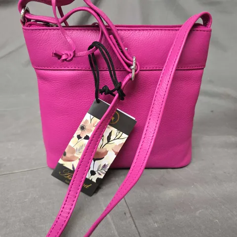 ASHWOOD LUXURY LEATHER CROSS BODY BAG IN FUCHSIA 
