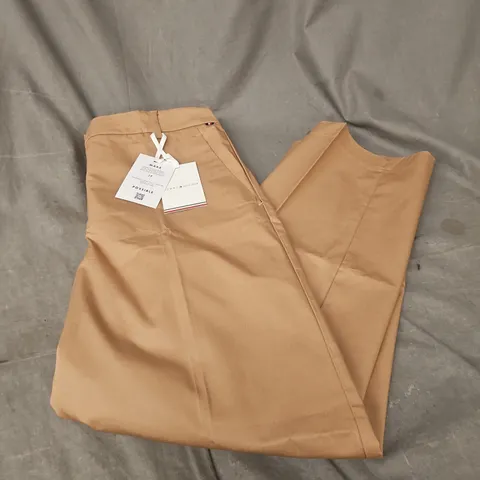 TOMMY HILFIGER SLIM STRAIGHT CHINO TROUSERS – TAN - SIZE 38
