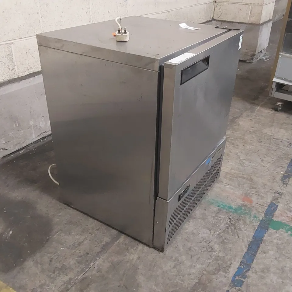 WILLIAMS H5UC-WB COMMERCIAL UNDERCOUNTER REFRIGERATOR 