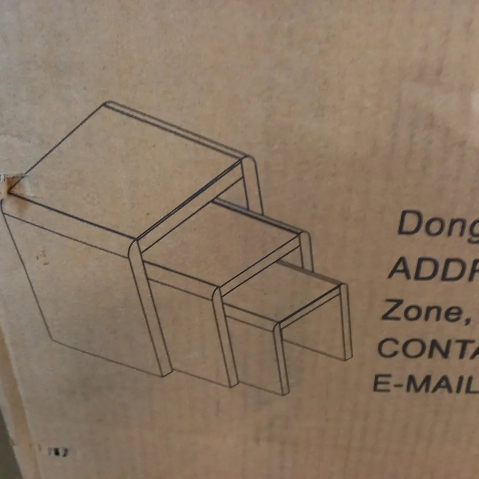 BOXED NESTED COFFEE TABLE - 1OF1