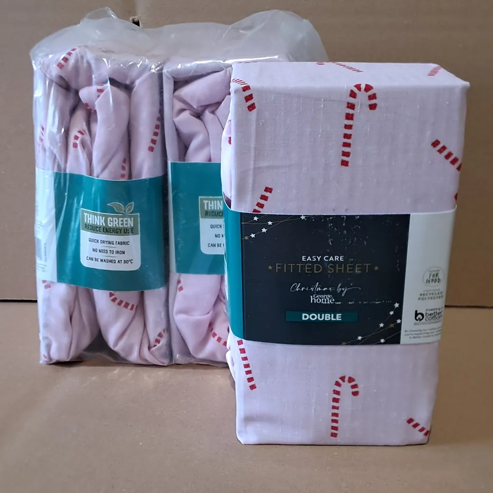 LOT OF APPROXIMATELY 30 CANDY CANE THEMED DOUBLE FITTED SHEETS