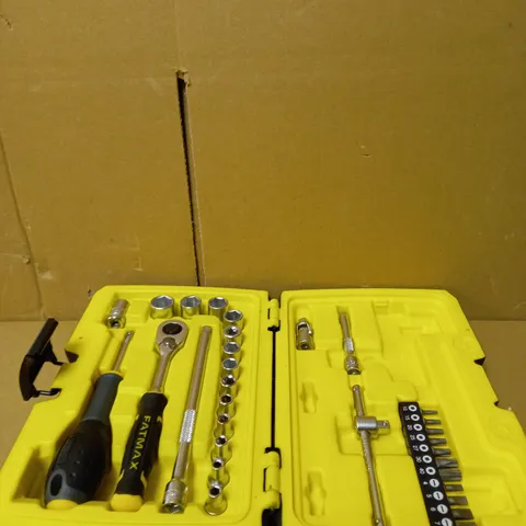 STANLEY FATMAX FMMT82683-1 RATCHET AND SOCKET SET