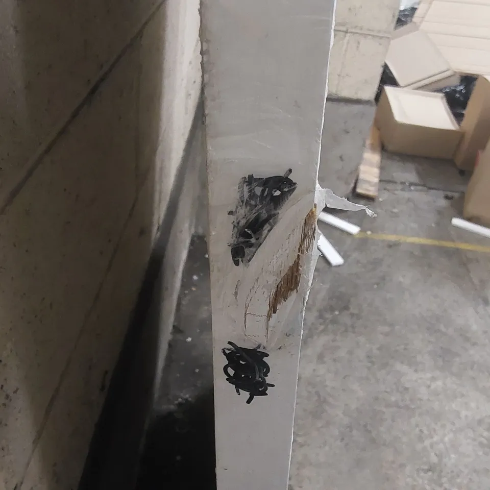 LPD DOORS SOLID WOOD INTERNAL DOOR - APPROXIMATELY 1981 x 838mm