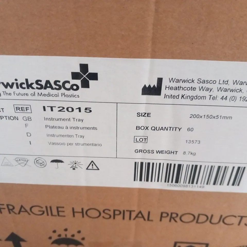 PALLET OF 13 CASES EACH CONTAINING 60 INSTRUMENT TRAYS 200 × 150 × 51mm