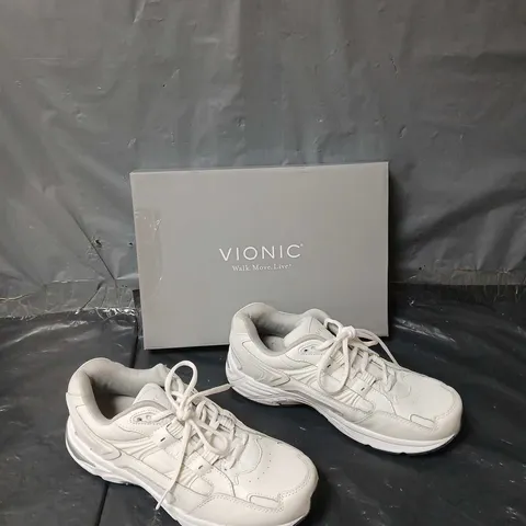 BOXED PAIR OF VIONIC WHITE SPORT TRAINERS UK 7