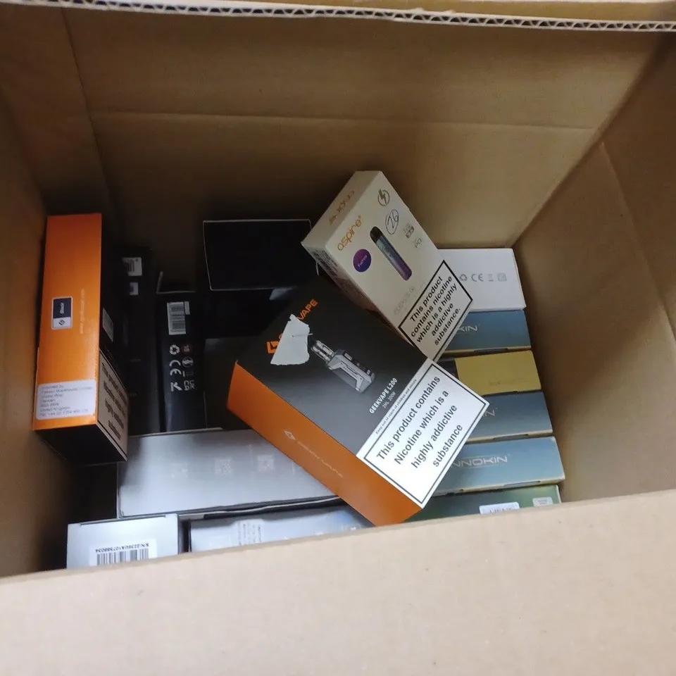 BOX OF APPROXIMATELY 30 ASSORTED E-CIGARETTES TO INCLUDE: SMOK, GEEKVAPE, ARGUS GTII MOD, VAPORESSO ETC