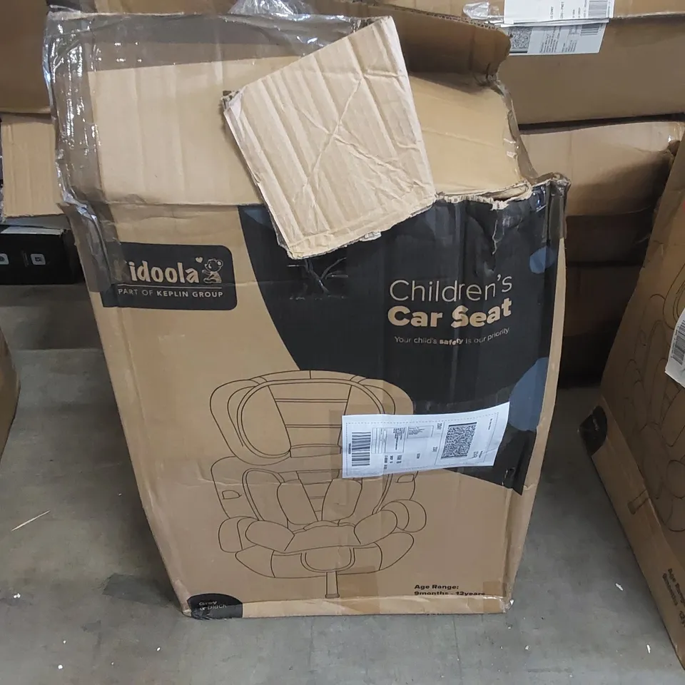 BOXED KIDOOLA CHILDREN'S CAR SEAT