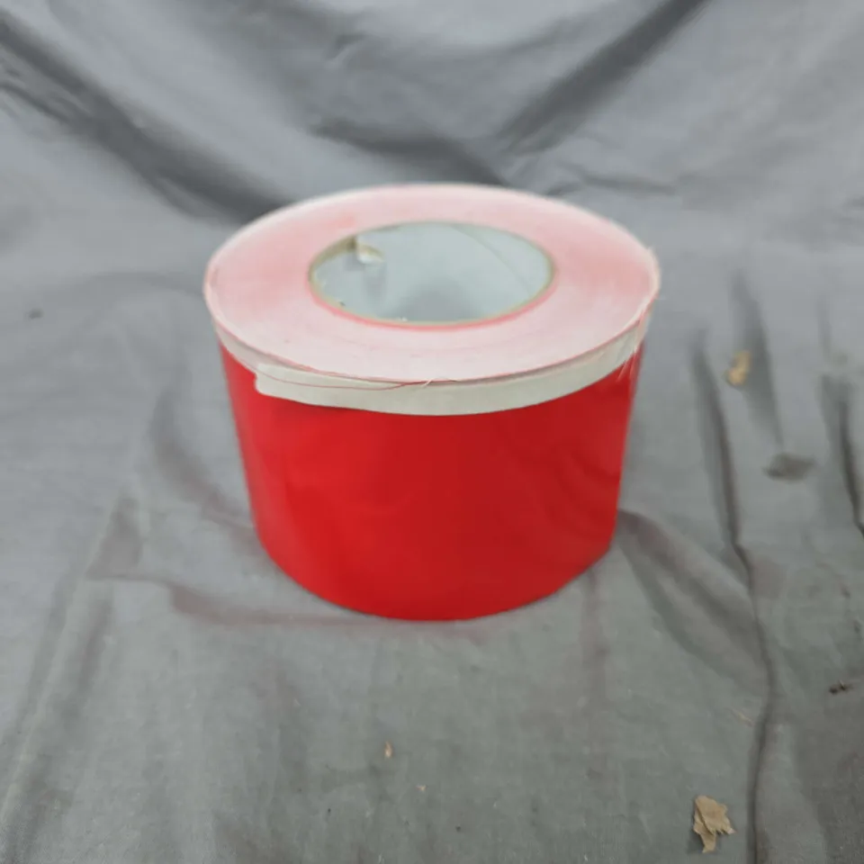 APPROXIMATELY 15 METAMARK M7-141 FLAME RED, WIDTH 122CM 