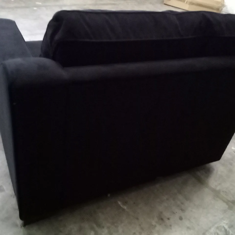 QUALITY THE LOUNGE CO DESIGNER RHF SECTION SOFA - BLACK FABRIC 