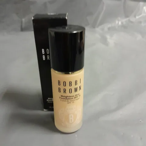 BOBBI BROWN WEIGHTLESS SKIN FOUNDATION SPF 15 GOLDEN BEIGE 30ML