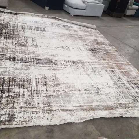 QUALITY DESIGNER AREA RUG - APPROXIMATELY  390X310CM