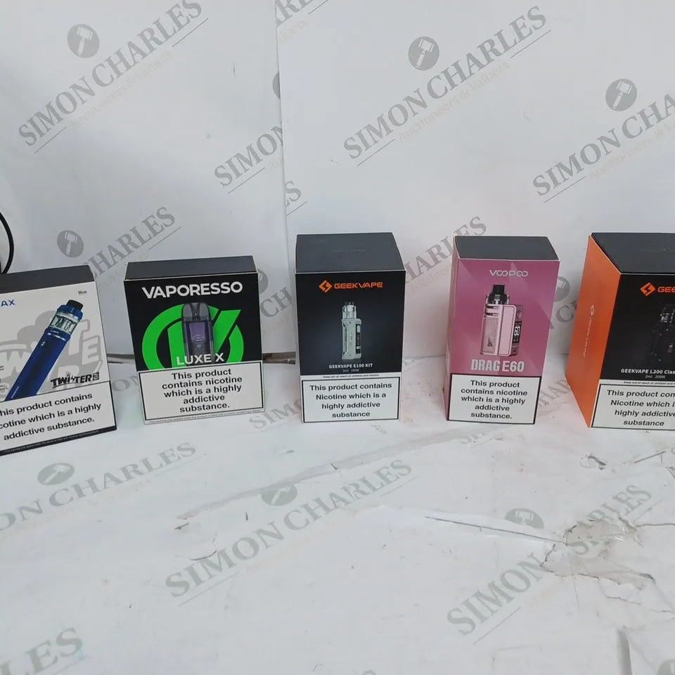 LOT OF APPROXIMATELY 10 BOXED E-CIGARETTES TO INCLUDE GEEKVAPE B60, GEEKVAPE AU KIT, GEEKVAPE L200 ETC. 