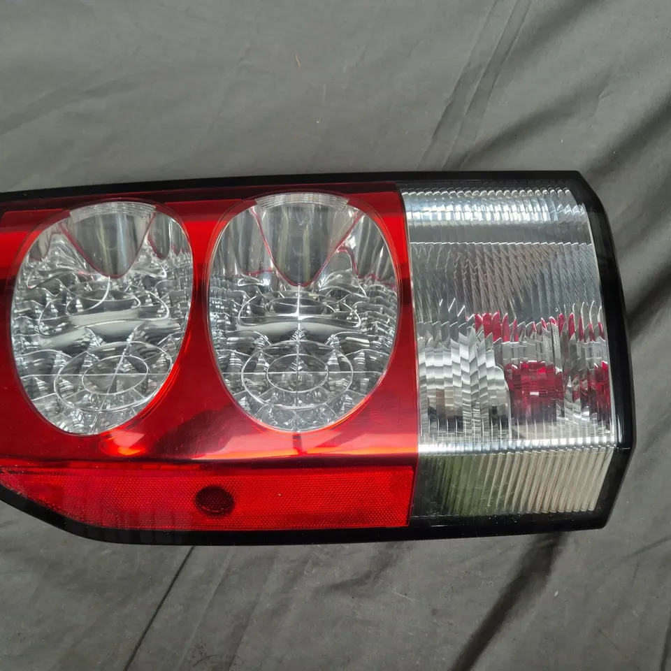 LAND ROVER DISCOVERY 4 TAILLIGHTS / COLLECTION ONLY 