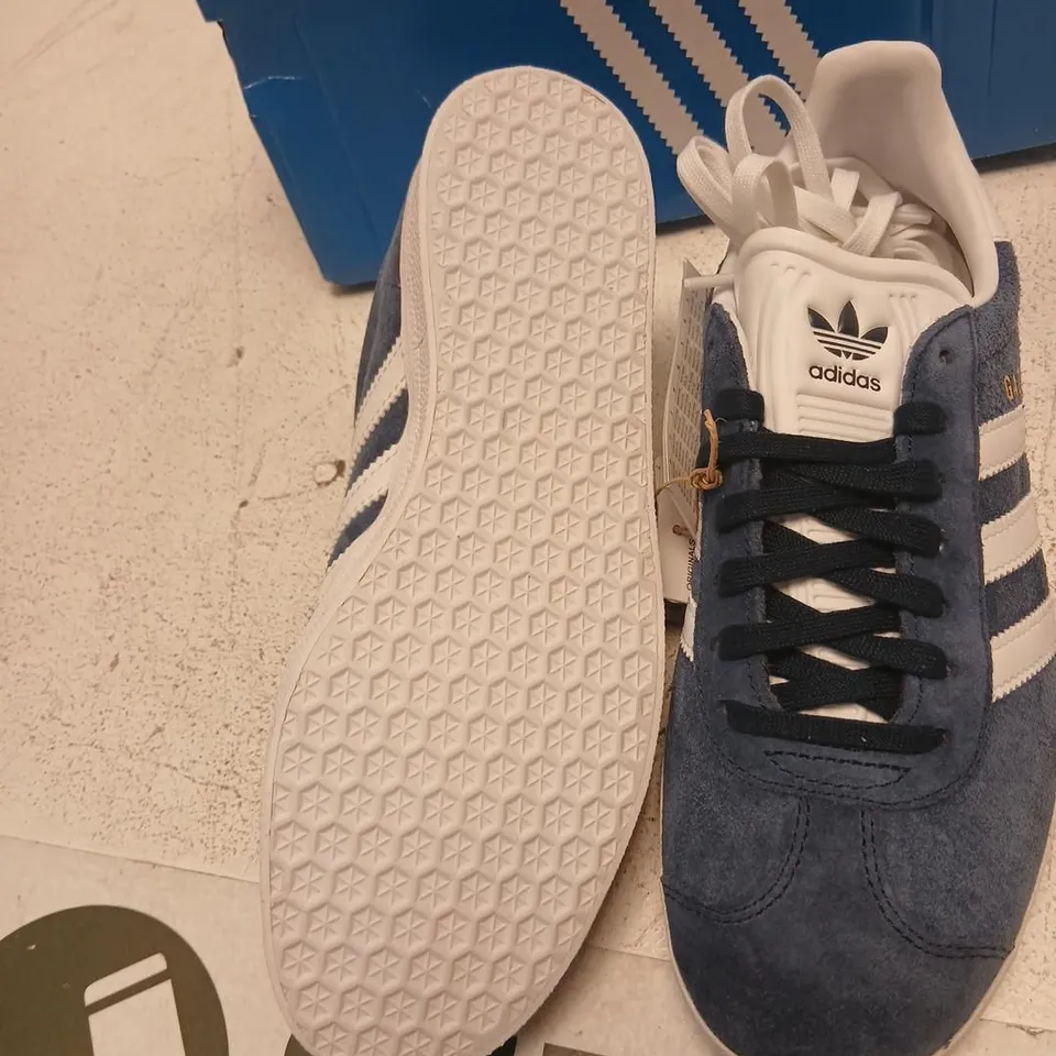 ADIDAS GAZELLE TRAINERS – BLUE SUEDE, UK 4