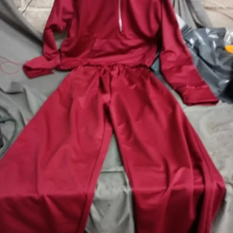 RED JUMPSUIT WITH DRAWSTRING WAIST AND FRONT ZIP L